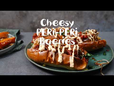 Cheesy boerewors chilli dogs