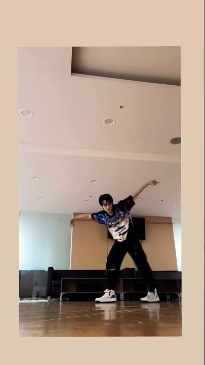 NCT MARK (마크) - 새삥 'New Thing by ZICO Ft. Homies' (VATA 'WDBZ' CHOREOGRAPHY) 😩