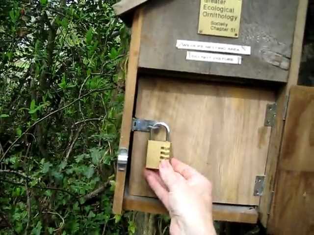 Creative Geocache - Note the Attention to Detail! 