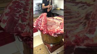 Easy way to chop bones with an axe |#shorts #butcher #meatcutting #meat #meatmarket