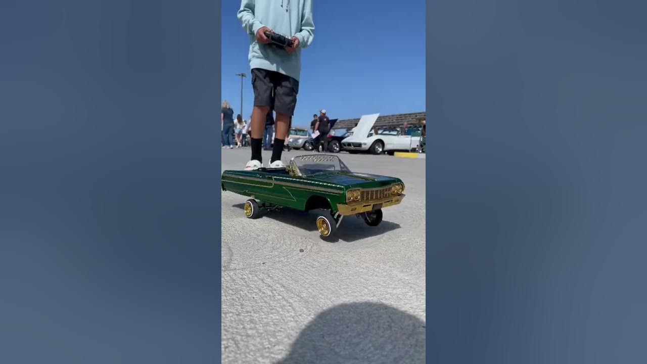 Custom Redcat lowrider chevy impala bounce!