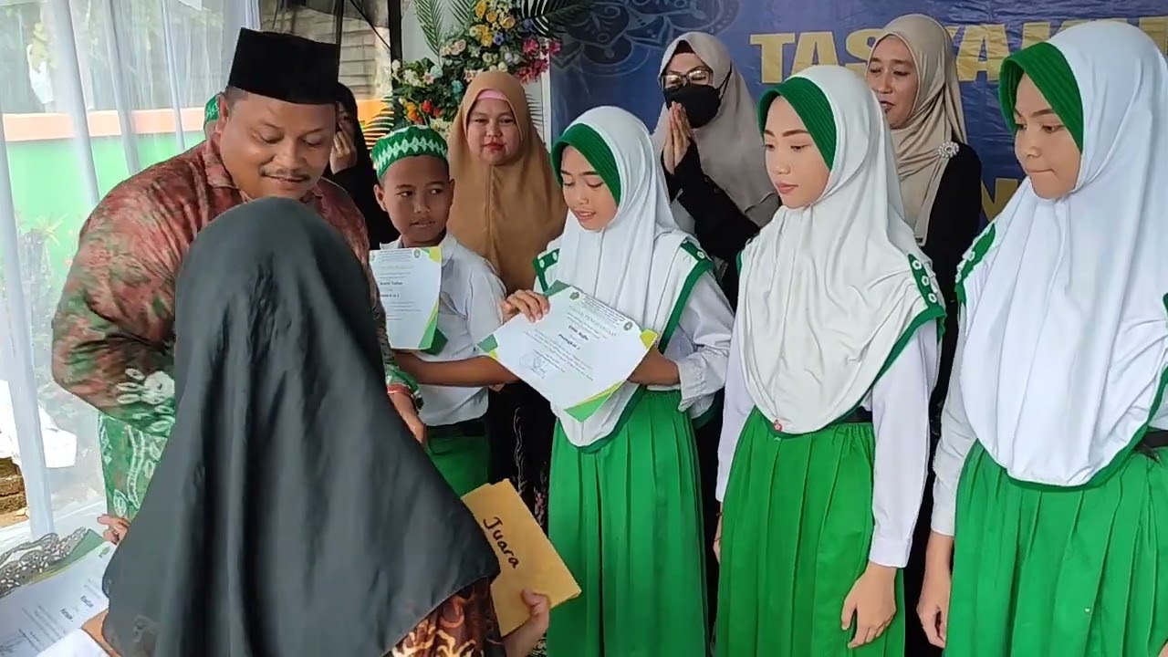 PISAH KENANG SISWA SISWI KELAS VI MIN 2 PASER PART 4