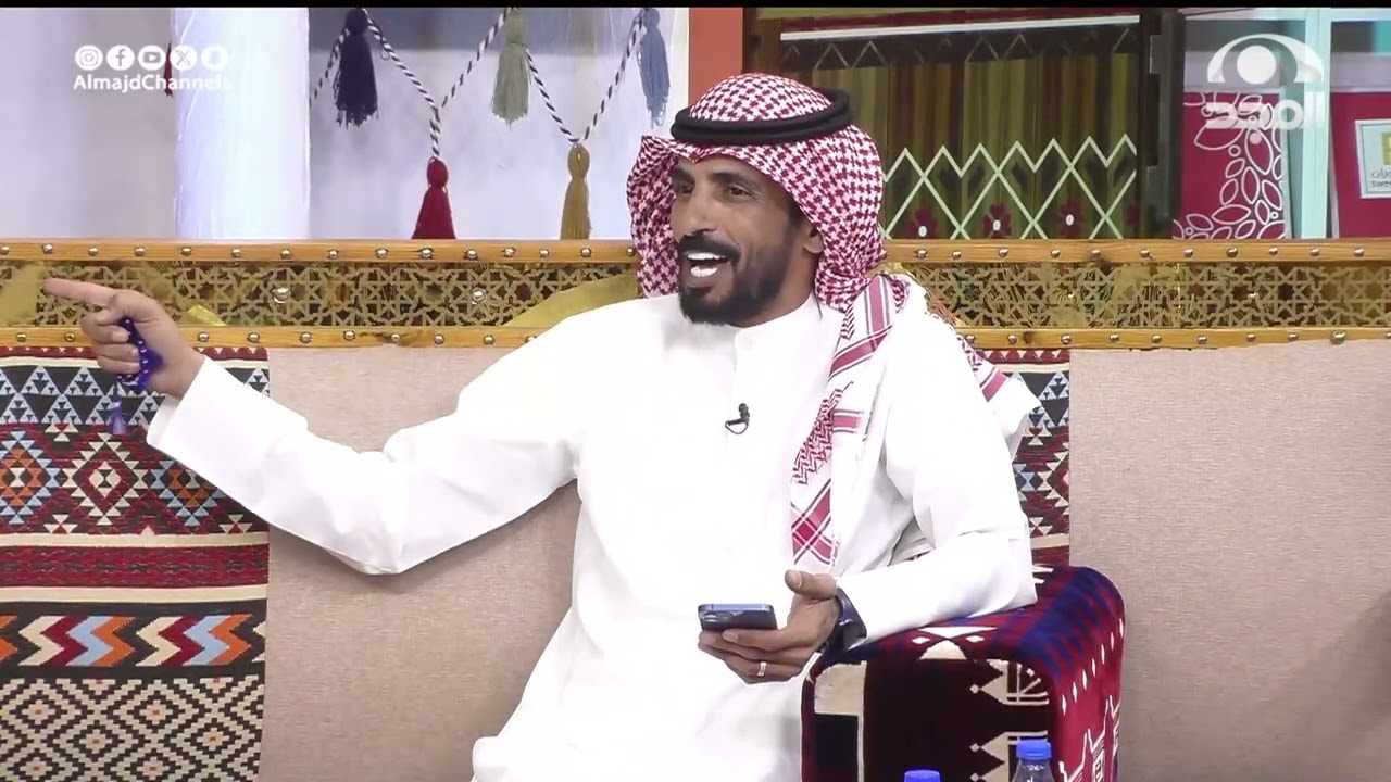 باعت ذهبها عشان يكرم زوجها ضيوفه وكانت رده فعله بقصيدة ولا أروع | الشاعر: فالح الرشيدي