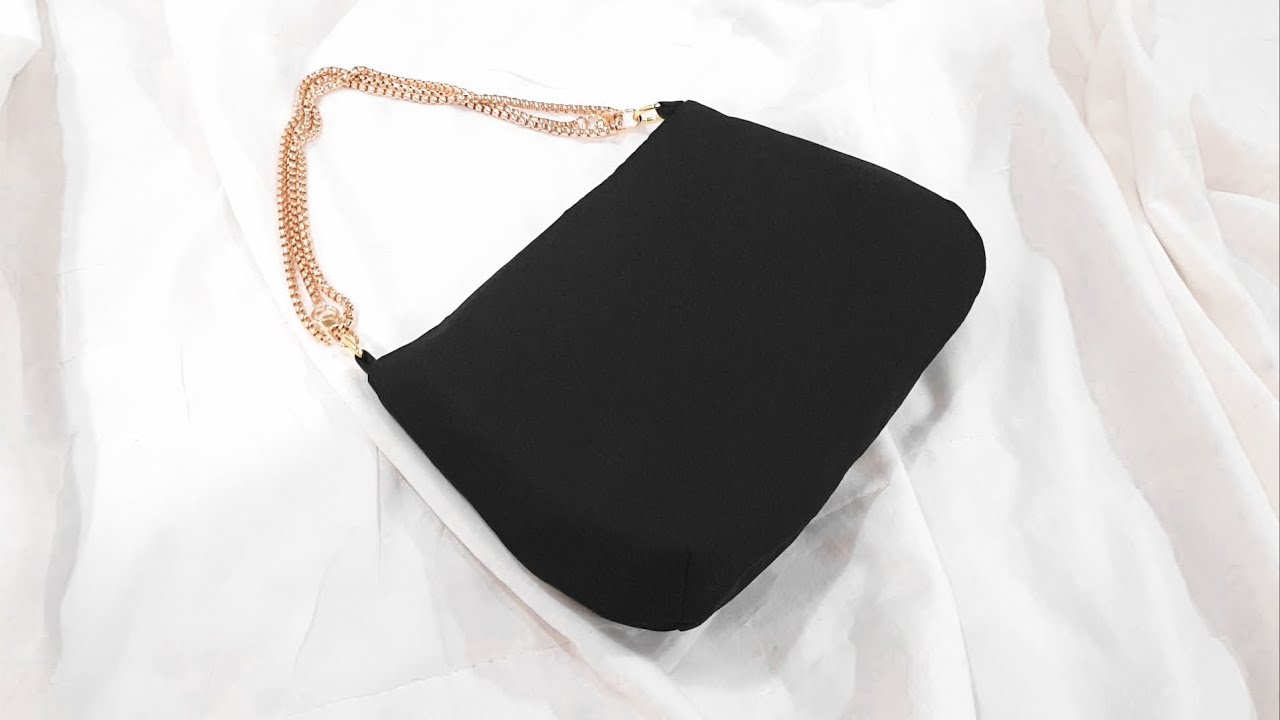 Clever DIY: Balenciaga First bag with a gold chain strap - Outfit