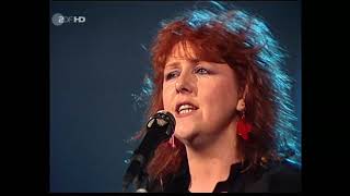 Watch Maggie Reilly The Deep Deep Sound video