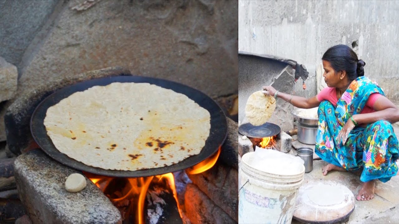 HARDWORKING WOMEN MAKING JOWAR ROTIS | Sabzi Jowar ke Roti | Spicy ...