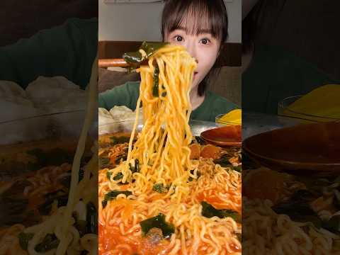 진짜쫄면에 <strong>냉면육수</strong>+미역 이 조합 뭐야..?🫢 #shorts