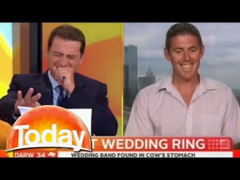 farmers-'cow-sucking'-joke-has-tv-hosts-in-stitches.-funniest-thing-on-tv.