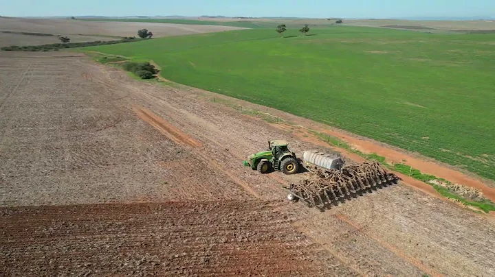 2024 Rovic Syncroseed small grain planter towed by John Deere