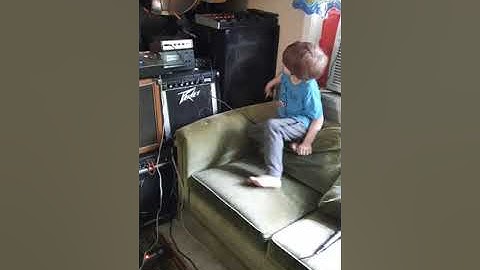 Edison making music with a harsh noise wall