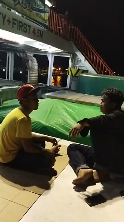 Merinding!! Beginilah Suasana Malam Hari di Atas Kapal Laut @Penyebrangan  Pototano-Kayangan #short