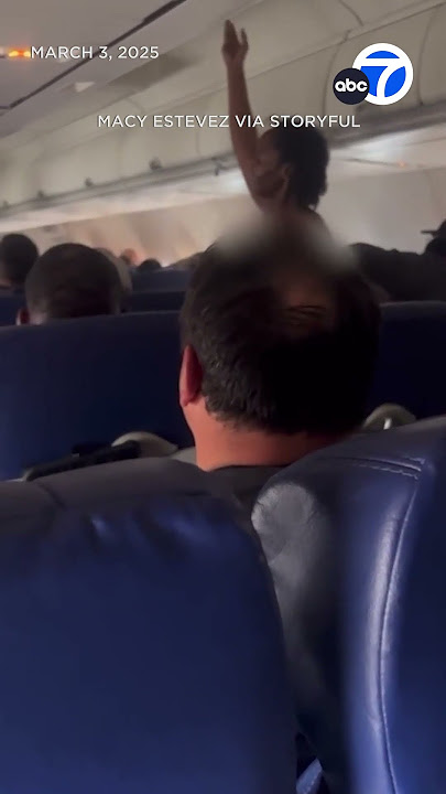 Naked woman delays Southwest flight