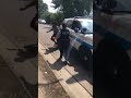 🇺🇸 #Chicago. *Woman. *Tazer. *Suspect still escapes.Resisting arrest is the default.