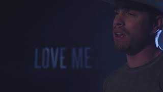 Video voorbeeld van "Dustin Lynch - Love Me Or Leave Me Alone (ft. Karen Fairchild) [Official Lyric Video]"