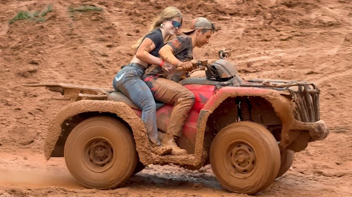 Extreme Off Road Fails & Mud Chaos – Best 4x4 Crashes of the Week!