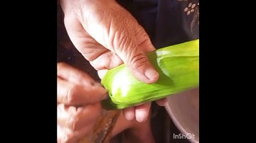 Thumbnail of CARA MEMBUNGKUS KUE NAGA SARI PAKE DAUN PISANG.