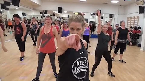 PINK "HUSTLE" -  Zumba swing/Jive