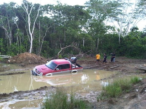 menguji-ketangguhan-mitsubishi-strada-l200-double-cabin-di-bumi-papua