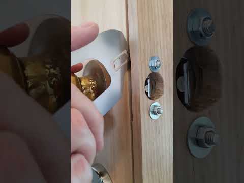 How latch slipping a poorly installed door works!