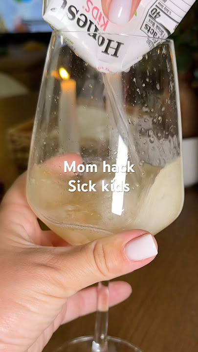 The First Thing I Do When my Baby is Sick 🤧 #mom #sickkids #sickbaby #momhacks #shortvideo
