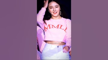 😱😳Taehyung real reaction to Nancy🥰momoland cute moment..... #kimtaehyung #aestheic  #nancy #taecy