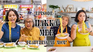 What is HAKKA MEE? Eating with my MOTHER! | Send Noodz From Singapore
