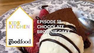 Get cooking with your kids and make this chocolate brownie cake
@julietsear. it’s gooey fudgy on the inside has a lovely crusty top.
you...