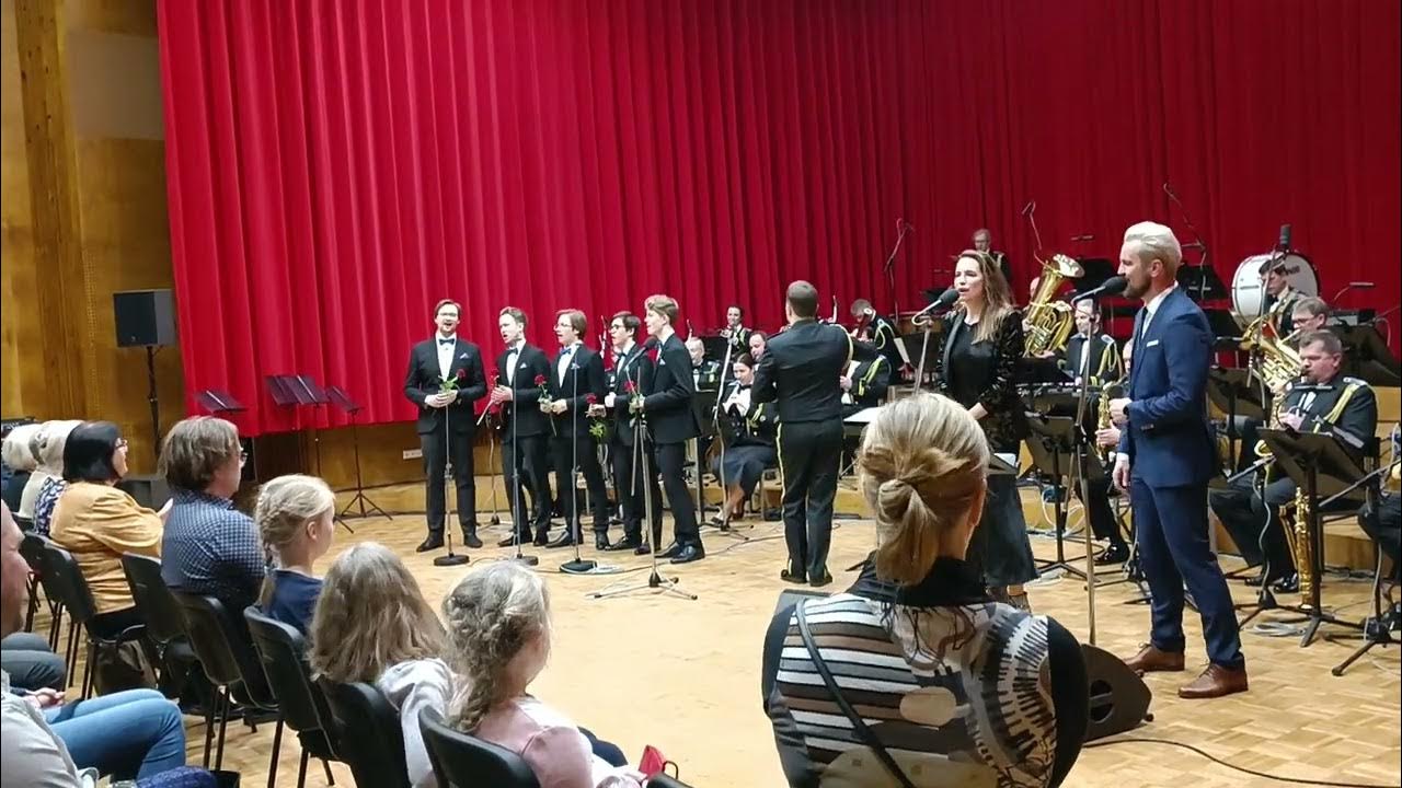 Sõit pilvelaeval, Valter Ojakäär. YouTube