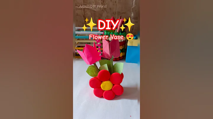 DIY Cute flower vase | Easy DIY #shorts #diy #airdryclay #clay #clayart #craft #claycraft #homedecor