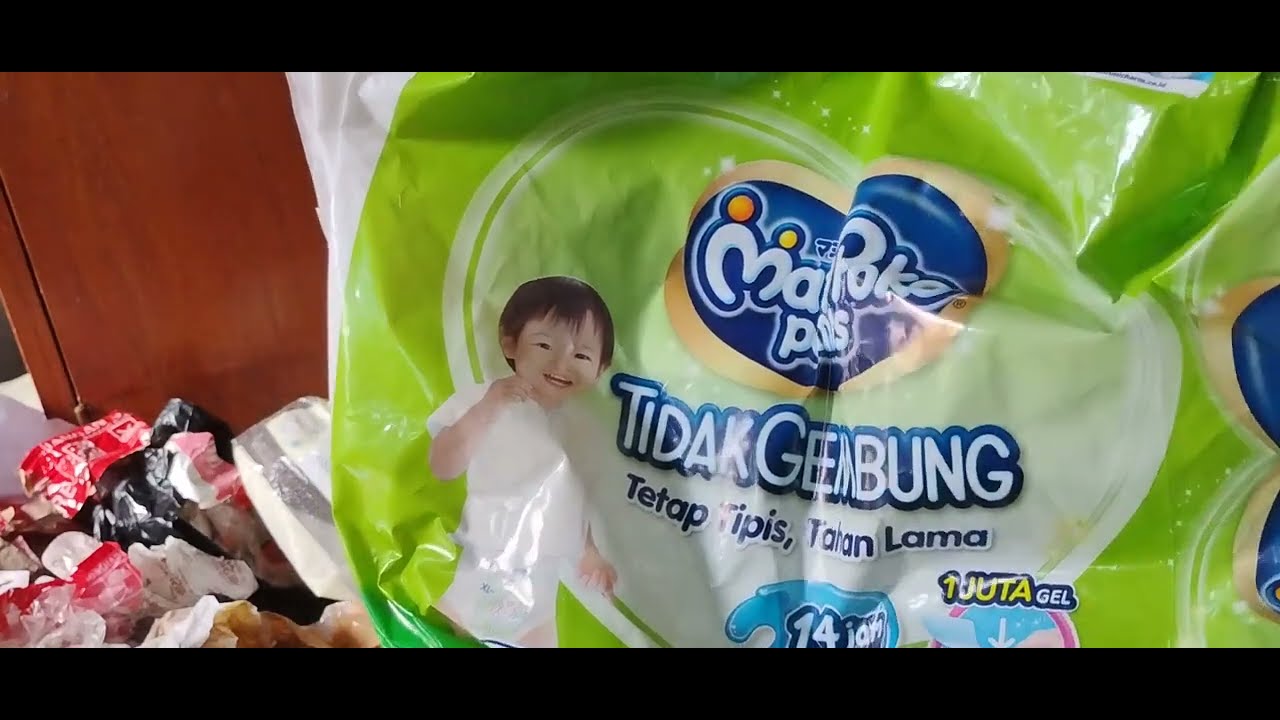 masukin kantong plastik..