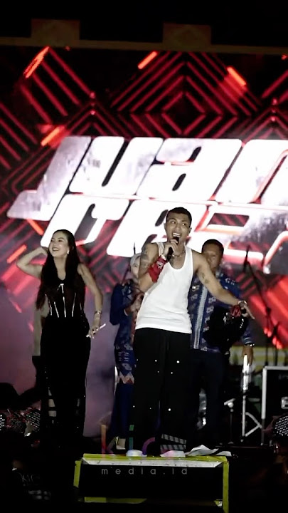 Juan Reza #tabolabale #dance #juanreza #siletopenup #divaaurel #lagutimur