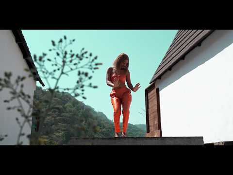 Fluxii - Time (Official Visualizer) auf YouTube ansehen Fluxii - Time (Official Visualizer) auf YouTube ansehen