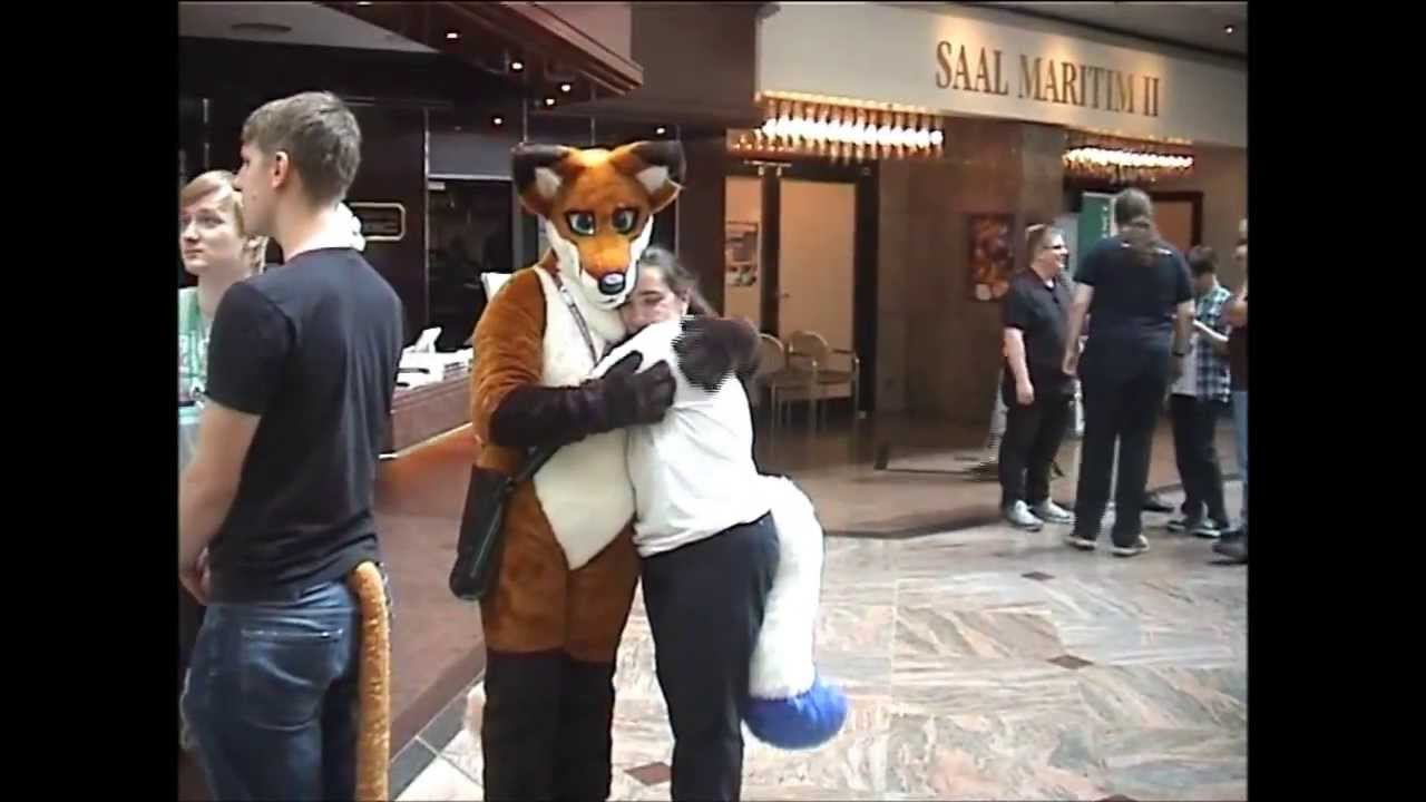 Eurofurence 19 Aloha Hawaii Moments Part 2 - YouTube