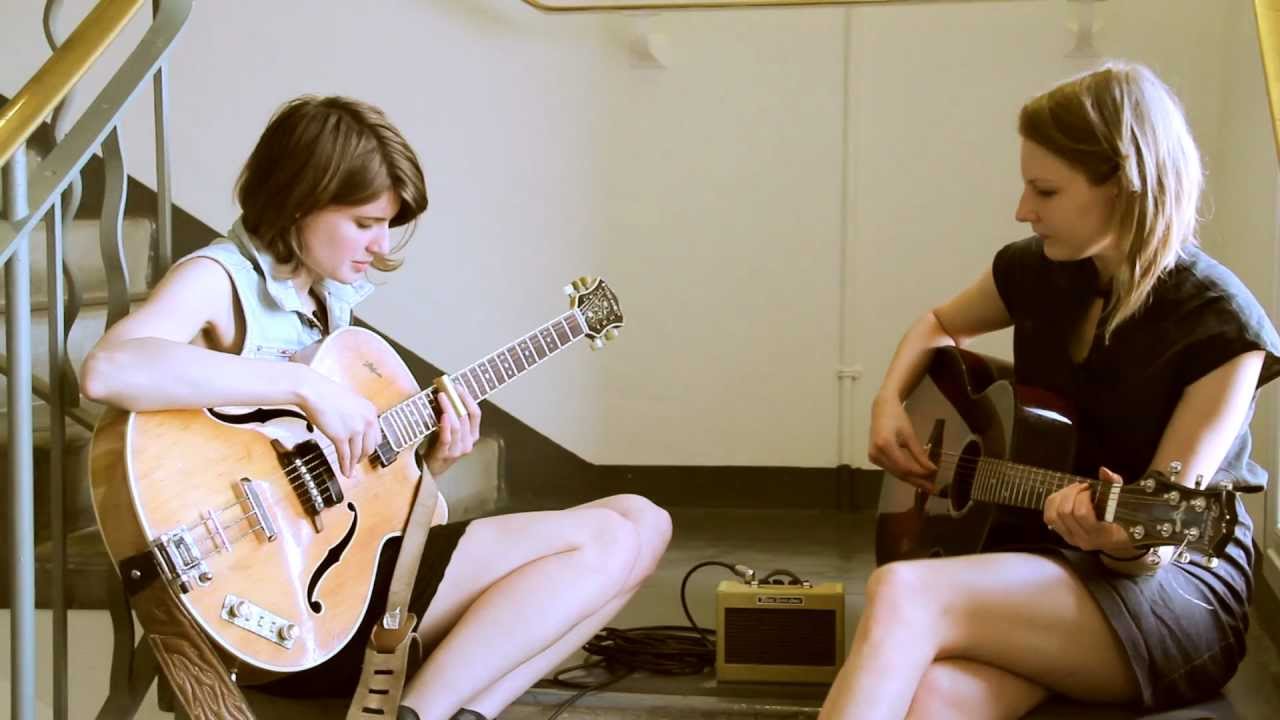 Smoke Fairies - The Three of Us - live (The Holy Moly Sessions)