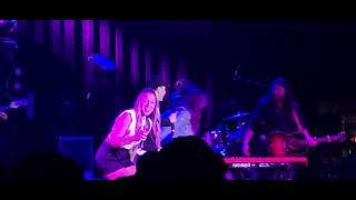 Megan sings with Colbie Caillat /Colbie and Gavin DeGraw sing "We Both Know" 6-9-23 Atlantic City Content
