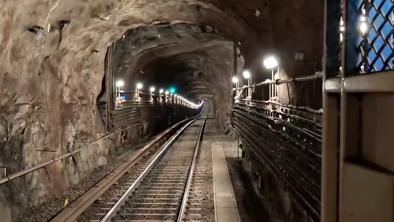 Sweden, Stockholm,Fridhemsplan Metro Station | Tunnelbana 
