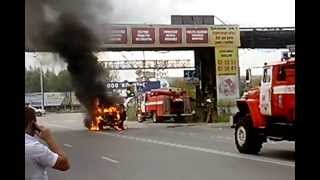 пожар машины Нижневартовск 14.08.12г(пожар машины Нижневартовск ул.Мира-ул.Индустриальная 14.08.12г., 2012-08-14T12:32:56.000Z)