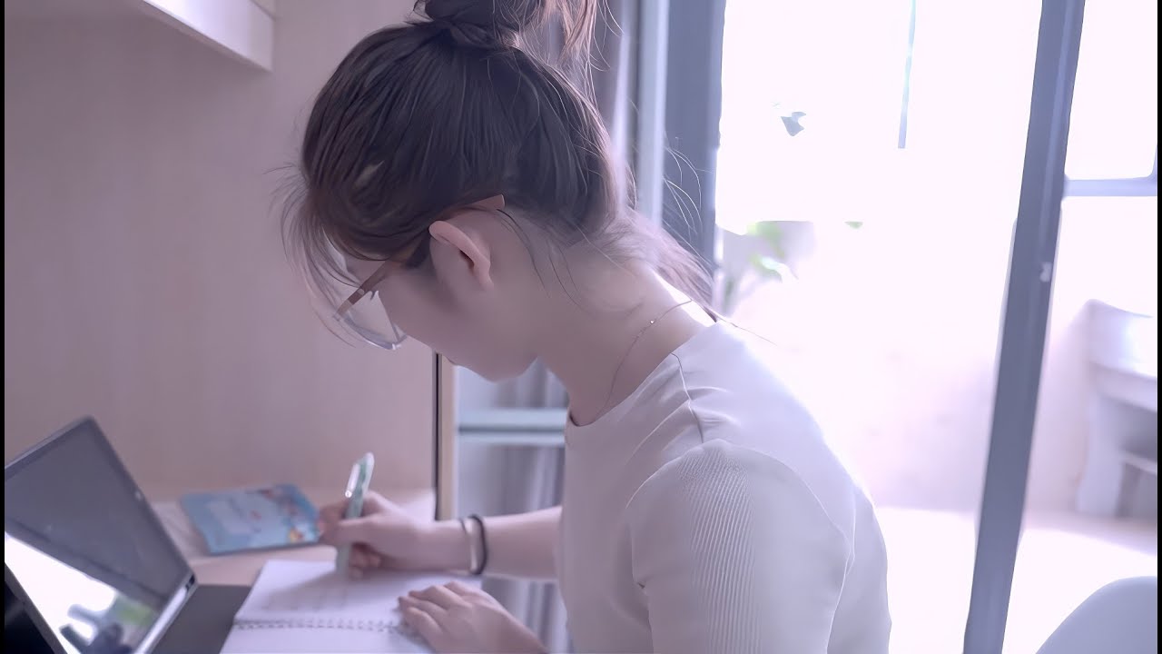 福建：求职和见习实习大学生厦门“包住一年” - YouTube