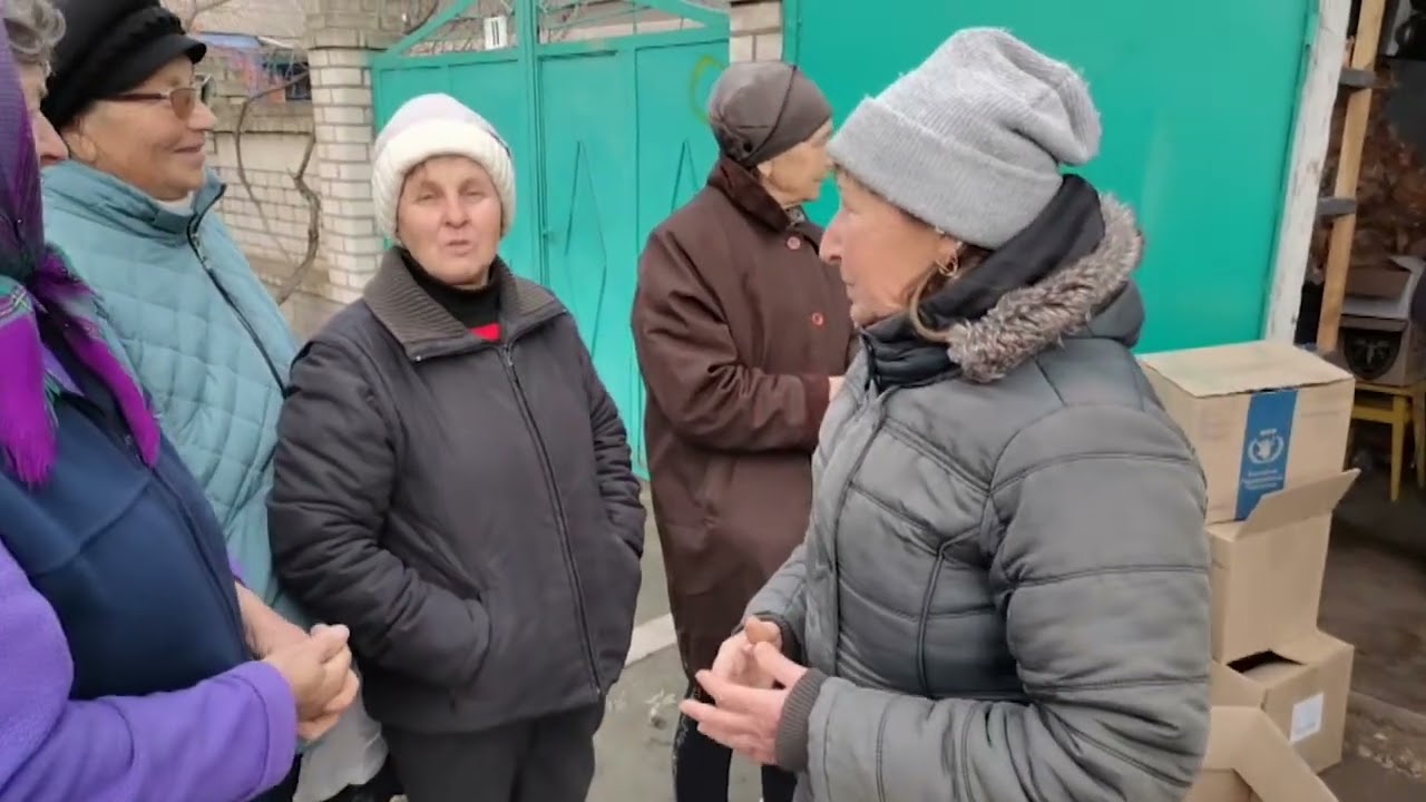 Деокупована Снігурівка отримала допомогу від смілян