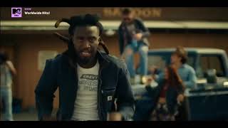 Shaboozey - A bar songs ( Tipsy ) ( MTV Clean Version )