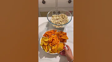فكرت منى نامت وجهزت لصديقتي اعدة لكن الصدمة في الاخير Food Chips 