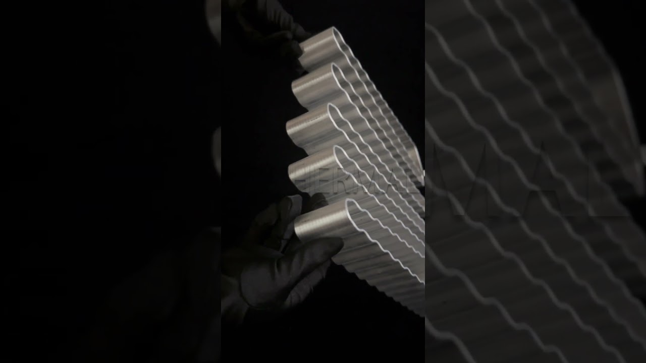 Cylindrical battery liquid cooling - serpentine tube 