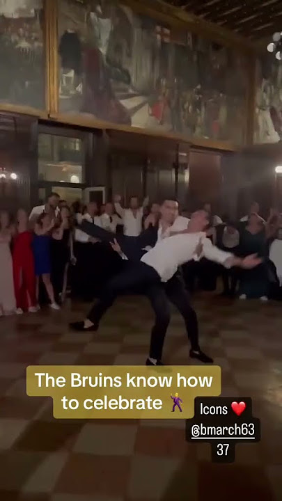 Bruins' Charlie McAvoy celebrates wedding at Boston Public Library - CBS  Boston