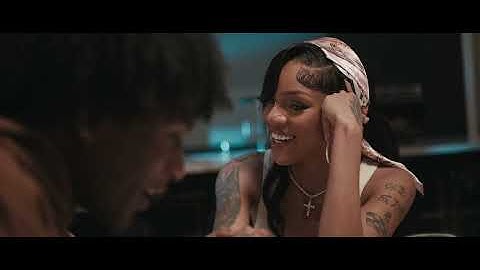 GloRilla - I LUV HER (feat. T-Pain) (Official Music Video)
