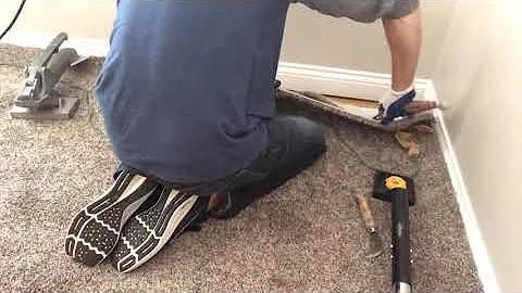 How To Use A Carpet Stretcher