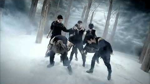 videoplayback sparams=id,expire,ip,ipbits,itag,source,algorithm,burst,factor,cp&fexp=904532,901050,906427,915002&algorithm=throttle factor&itag=34&ip=112 0 0 0&burst=40&sver=3&signatu