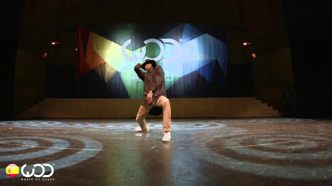 Dee | FRONTROW | World of Dance Spain 2015 | 