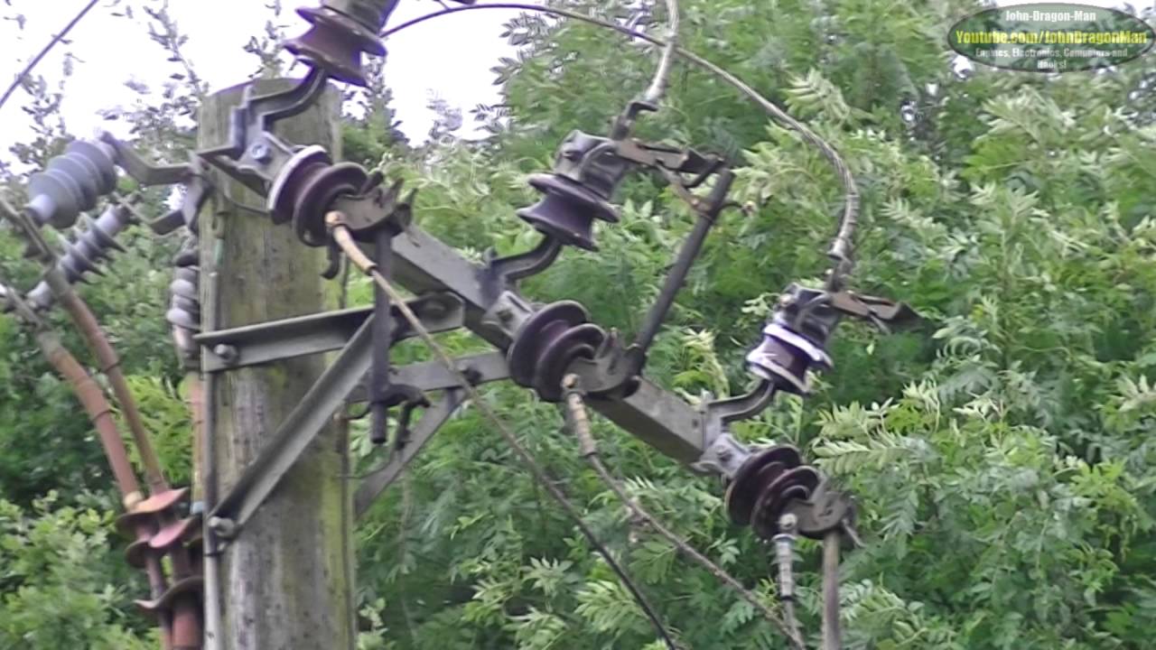 what caused the bang and power outage?