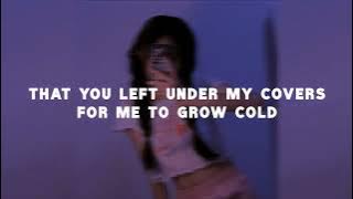 I don't wanna miss somebody who's not missing me ||  lonely moon 🌚