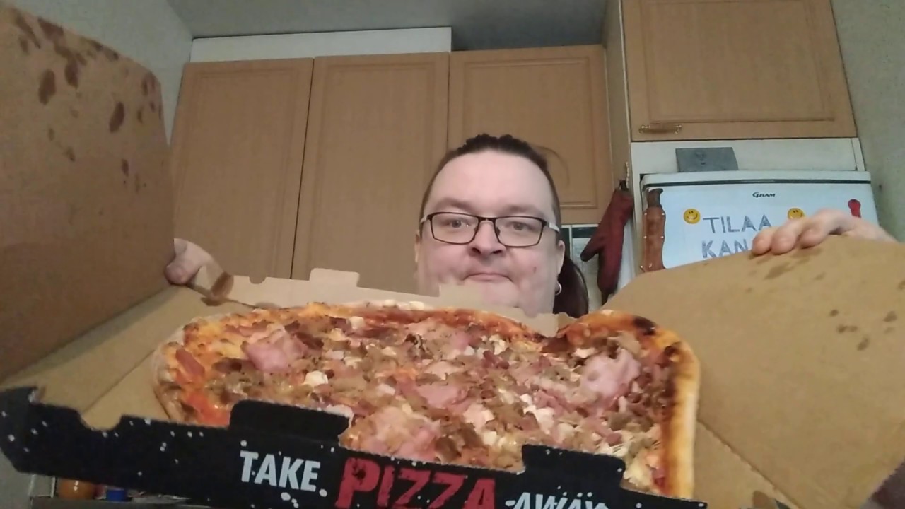 Hampaaton läski syö: Osa 689 - Kahdeksan täytteen vegepizza (10K-tilaajaspesiaali)